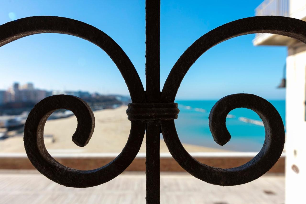 Residenza Sveva Acomodação com café da manhã Termoli Exterior foto